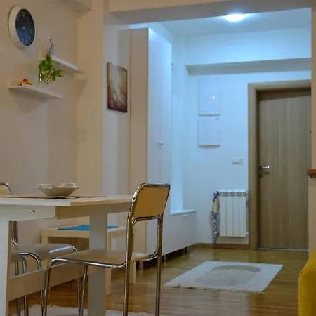 Lejlighed Modern Rajcikk Nearby Downtown & Vardar River *
