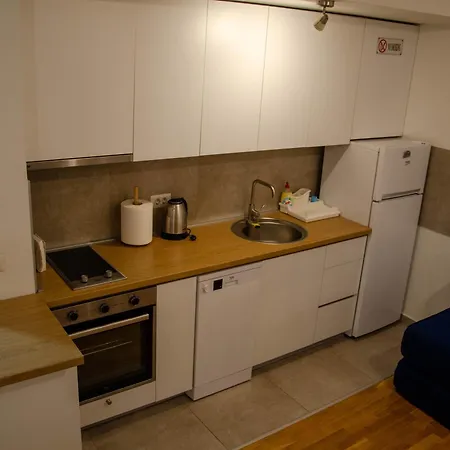 Apartment Modern Rajcikk Nearby Downtown & Vardar River *