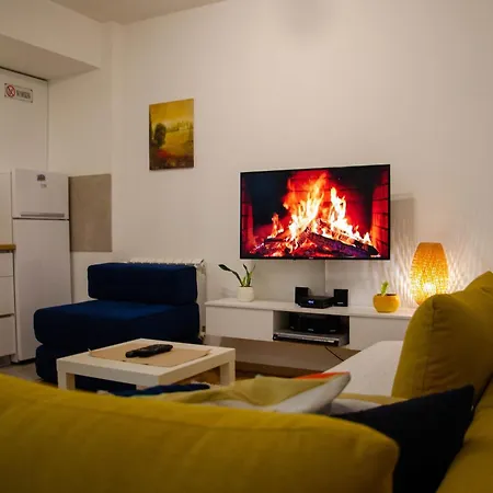 Apartment Modern Rajcikk Nearby Downtown & Vardar River