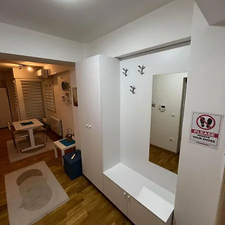 Modern Rajcikk Nearby Downtown & Vardar River Appartement Skopje