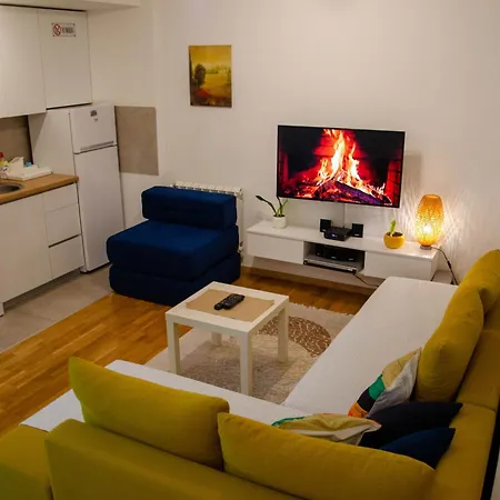 Modern Rajcikk Nearby Downtown & Vardar River Appartement Skopje