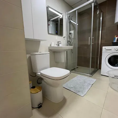 Modern Rajcikk Nearby Downtown & Vardar River Szkopje