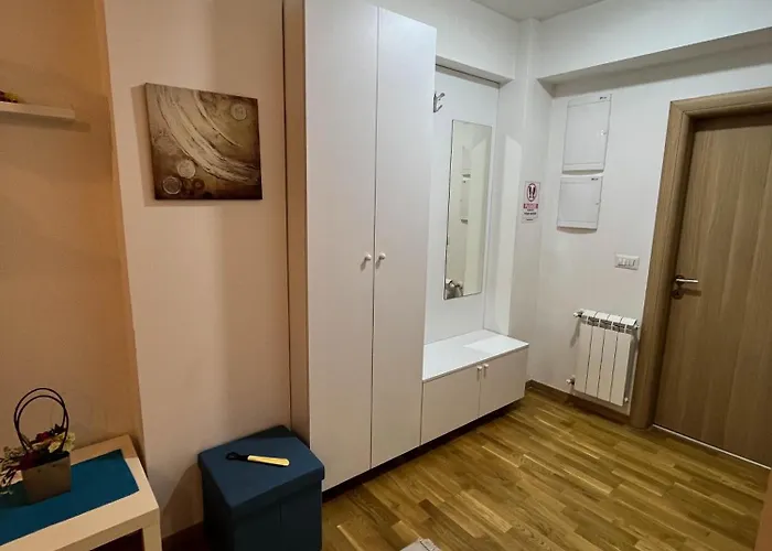 Modern Rajcikk Nearby Downtown & Vardar River Apartman