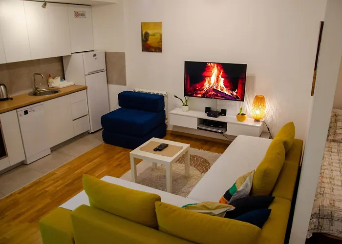 Modern Rajcikk Nearby Downtown & Vardar River Apartman Szkopje